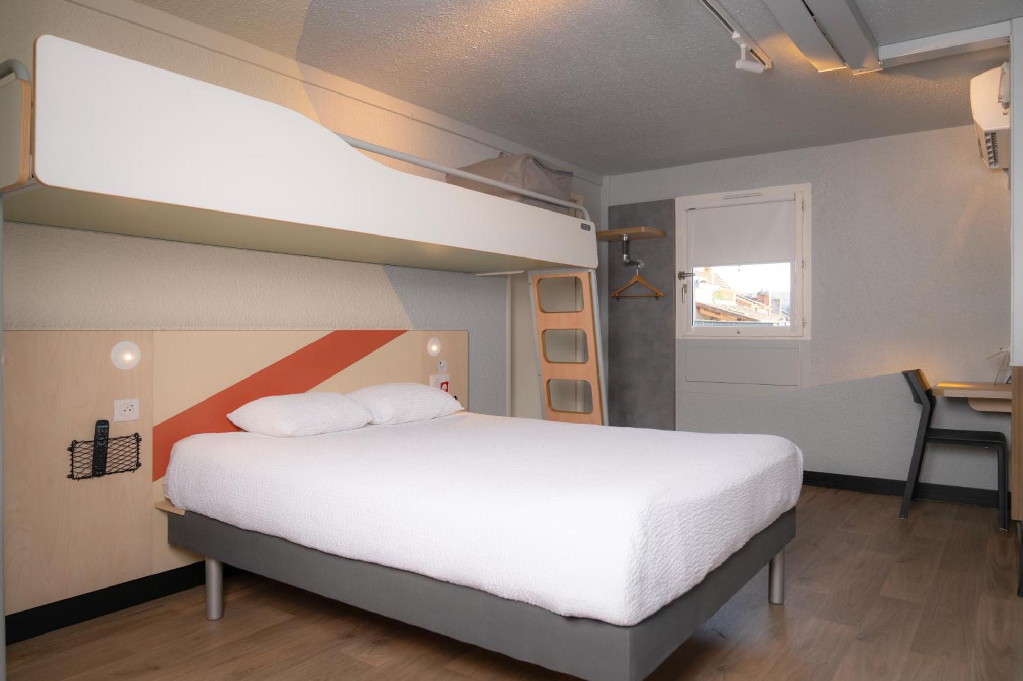 Chambre Double avec Lit Superposé